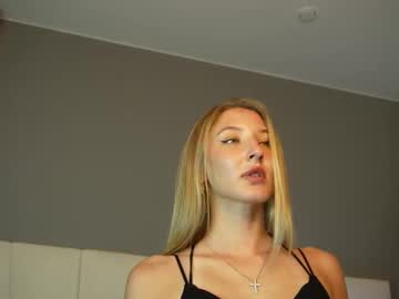 annie f0x